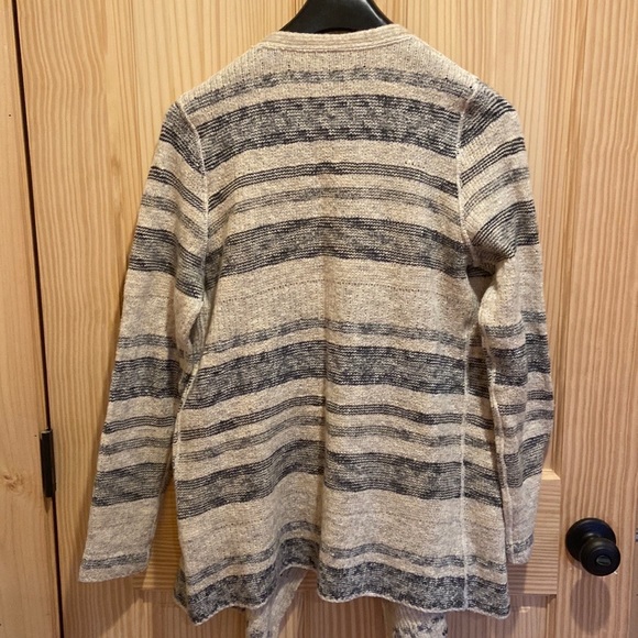 Lucky Brand Cardigan - Picture 4 of 7